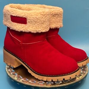 Cozy Red Shearling-Lined Faux Suede Winter Boots Size 41 (U.S. 10-10.5)